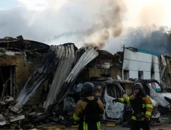 Rusia Terlibat dalam Kebakaran Rumah PM Inggris